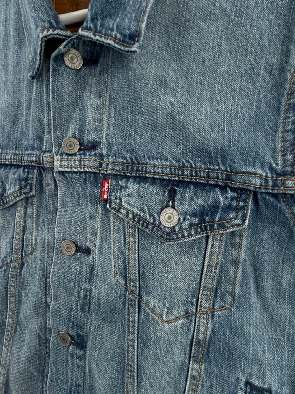 Levis Premium Denim Jacket Small Blue Metal Buttons Type 3 Cotton Lyocell Men
